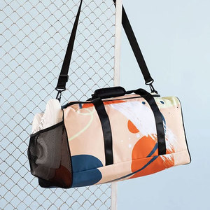 Bolsa Deportiva con Estampado Completo CH-1001 de Club Hub Industries, Logotipo Personalizado, Fácil de Transportar, Mochila Deportiva para Actividades al Aire Libre y Gimnasio - Product Image 4