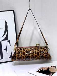 Bolso de Hombro con Cierre Kiss Lock para Mujer, Bolso de Mano de PU con Patrón de Cocodrilo para Fiesta o Boda - Product Image 3