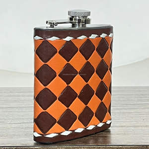 Botella de Whisky de Bolsillo de Cuero Genuino Hecha a Mano con Diseño a Cuadros, de Acero Inoxidable, para Hombre y Mujer, Modelo Premium 2026, de Gran Venta - Product Image 4