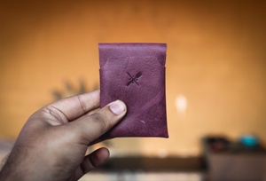 Portefeuille en cuir véritable de qualité supérieure, sans couture, design fin et pliable, porte-cartes minimaliste pour hommes et femmes LSSW-0021C - Product Image 3