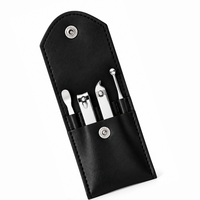 Kit de manucure 4 en 1 en acier inoxydable avec étui en cuir noir, style classique portable pour adultes