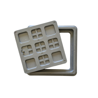 Tapa de alcantarilla cuadrada de FRP de alta resistencia de 15x15 pulgadas, con superficie sólida, resistente a los rayos UV, antideslizante, de material compuesto, con asa de acero inoxidable 3