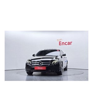 2020 Mercedes-Benz E-Class E300 Avantgarde 56,800 km Automatic Gearbox Leather Seats Left Steering Rear Camera - Product Image 3