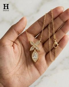 Pendentif floral personnalisé en or 14 carats avec diamant marquise, breloque délicate en diamant pour collier, vente en gros de bijoux fins - Product Image 5