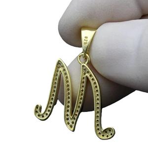 Colgante de Letra M con Diamante Moissanite, Plata de Ley 925, Letra del Alfabeto con Incrustaciones de Diamantes, Sin Cadena, Regalo - Product Image 4