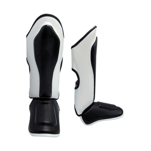 Espinilleras de Cuero de Alta Calidad en Venta, Ligeras y Ecológicas, Hechas en Pakistán, Tamaños/Colores Personalizables - Product Image 5