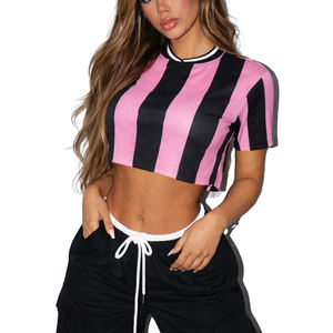 Maillot de football personnalisé pour femme, style streetwear, coupe courte, design rétro à rayures, pour l'entraînement, découpe automatisée, OEM - Product Image 4
