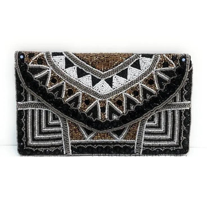 Pochette à perles multicolores personnalisable avec broderie et impression typographique pour femmes et filles - Product Image 3