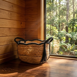 Cesta de Almacenamiento de Fibra Natural, Cesto Tejido Festoneado, Cesto Boho Hecho a Mano, Organizador con Borlas de Artesano Balinés, Caja Decorativa de Lujo para el Hogar - Product Image 3