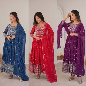 Embroidered Anarkali Dress Set <b>Sequin</b> Thread Detail Traditional Indian Pakistani <b>Top</b> and Dupatta for Wedding <b>Party</b> - Product Image 4