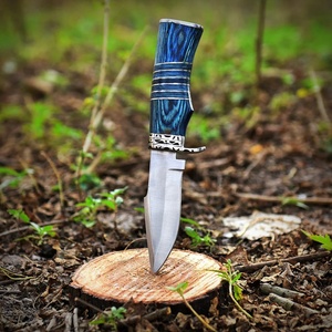 Couteau de chasse et de survie de qualité industrielle, fabriqué à la main, manche en bois Pakka bleu, lame fixe en acier Damas, OEM - Product Image 3