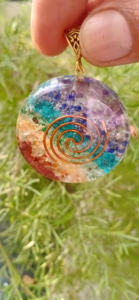 Vente en gros Pendentif Guérison Sept Chakras Agate Naturelle Orgonite Energie Protection EMF Guérison Spirituelle Pendentif Orgone le plus vendu - Product Image 5