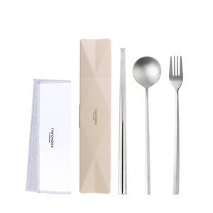 Ensemble de couverts 3 pièces en titane pur de qualité supérieure, écologique, compatible lave-vaisselle, pour le camping en plein air - Product Image 2