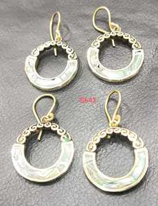 Wholesale Women's Trendy Minimalist Bohemian Gold Plated Hoop Earrings Lightweight Alloy Natural Stone Inlay Indian Manufacturer - Product Image 1