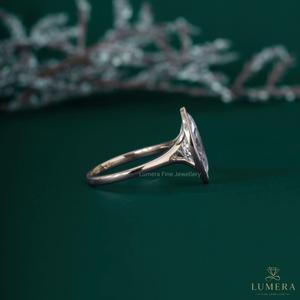 Anillo de Compromiso de Lujo con Diamante Cultivado en Laboratorio, Corte Marquesa, Engaste en Bisel, Oro 14K/18K, Solitario, Certificado IGI, Joyería Fina para Mujer - Product Image 5