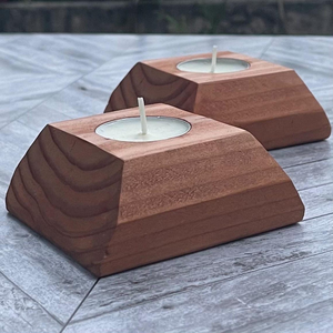 Porte-bougie en bois artisanal, forme carrée, bois naturel, décoration d'intérieur, support pour bougie tealight, porte-bougie rustique pour table - Product Image 3