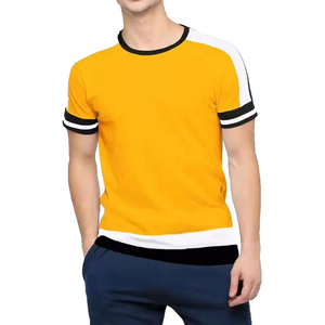 T-shirt en coton respirant et doux au toucher, léger et frais pour l'été, en vente pour hommes - Product Image 5