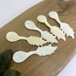 Cuchara de Concha Natural Hecha a Mano con Forma Personalizada, Apta para Lavavajillas, Acabado Espejo, Mango Corto para Vajilla de Lujo y Bodas - Product Image 5