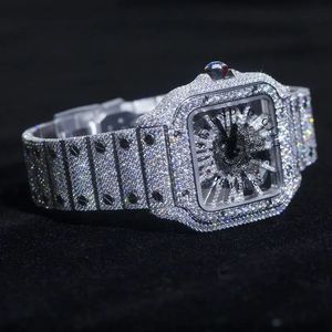 Splendide montre de luxe en diamant, cadeau idéal, 28 mm, analogique, quartz, boîtier carré argent/moissanite, cristal saphir, mouvement ETA - Product Image 4