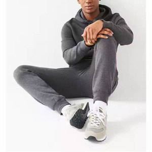 Ensemble de survêtement gris à capuche pour homme, manches longues, couleur unie, sweat-shirt et pantalon décontractés avec poches latérales, vêtements d'automne - Product Image 5