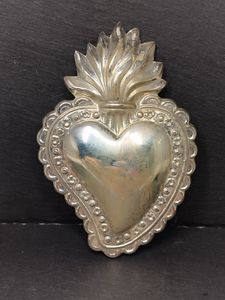 Decoración de Pared Vintage de Metal con Sagrado Corazón, Ex-Voto, Corazón Ardiente Plateado con Rayos Solares, Adorno Religioso Católico para Altar - Product Image 4