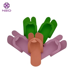 Pantoufles d'invités jetables avec tongs en mousse multicolore de haute qualité avec prix d'usine et matériau écologique doux à porter - Product Image 2