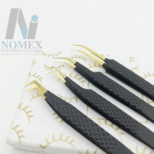 แหนบต่อขนตาคุณภาพสูง สแตนเลสสตีล ปลายเคลือบทอง จับถนัดมือ ดีไซน์เพชร สำหรับดูแลขนตาแบบวอลลุ่ม - Product Image 2