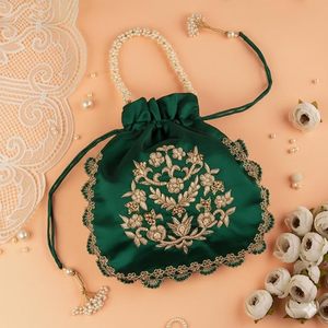 Bolso étnico indio económico con hermoso bordado y pedrería a mano para sari, lehenga, traje salwar y ropa festiva - Product Image 5