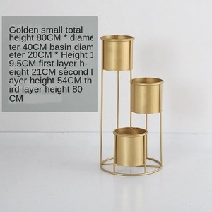 Jardinière géométrique unique en métal pour intérieurs design, support de pot décoratif artisanal en métal avec détails artistiques - Product Image 5