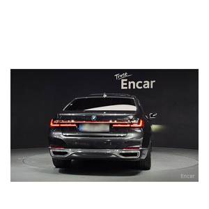 BMW Série 7 740i Juillet 2020 21 584 km Design Pure Excellence Boîte de vitesses automatique Sièges en cuir Volant à gauche Caméra arrière - Product Image 4