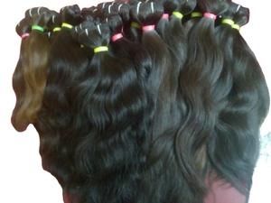 Extensiones de Cabello Humano 100% Virgen a Granel – Negro Natural, Sin Enredos, Sin Caída al Precio Más Bajo - Product Image 4