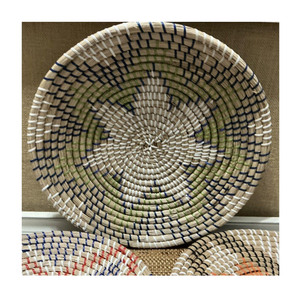 Assiette murale en jonc de mer style naturel du Vietnam, écologique, à suspendre, pour salon, chambre, espaces luxueux, resorts et hôtels - Product Image 4