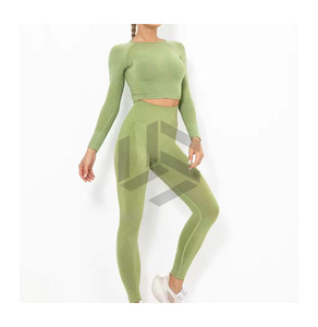 Ensemble de yoga léger sur mesure pour femme, écologique, respirant, 2 pièces, avec logo frontal, pour la gym et le fitness - Product Image 1