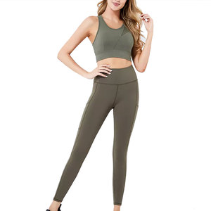 Conjunto de Yoga para Mujer de la Mejor Calidad, Hecho a Medida, Resistente - Product Image 1