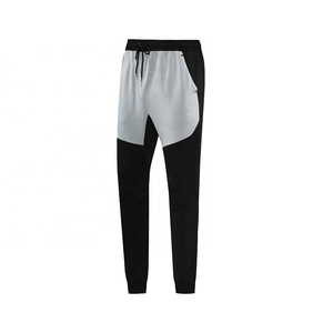 Chándal Deportivo para Hombre en Gris y Negro con Bloques de Color, Sudadera con Capucha y Cremallera, con Bolsillos, Corte Regular, Ropa Deportiva de Otoño - Product Image 5