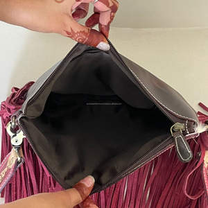 2026 Designer Hand Tooled Cowhide Leather Fringe Bags Western Style Floral Crossbody Boho Fashionable Ladies Sling Handbags - Product Image 6