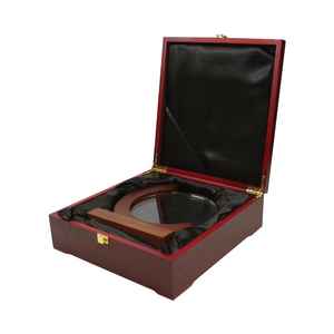 Récompense en cristal rond en forme de lune, objet de collection culturel, avec base en bois pour l'affichage de bijoux - Product Image 5