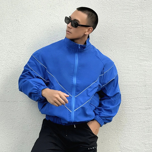 Chaqueta Cortavientos Personalizada para Hombre con Logotipo, Color Personalizado, Cierre de Cremallera, Ligera, Impermeable, con Capucha, Estilo Urbano, Fabricación OEM ODM - Product Image 4
