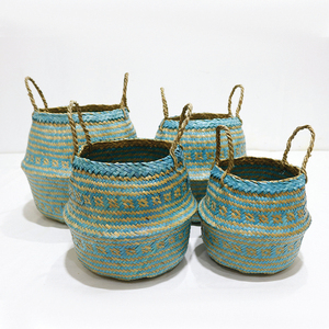 Cesta de Almacenamiento Tejida Azul con Diseño Circular de Hoja de Palma, Duradera, Plegable, con Asa, para Macetas - Product Image 3