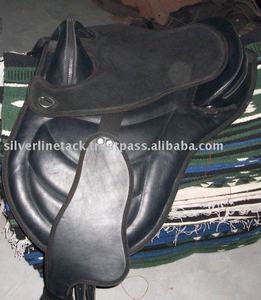 Selle en cuir sans arbre avec garde-boue - Product Image 2