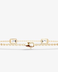Pulsera AURA LUXURIA con Diamante Cultivado en Laboratorio de 3 Quilates, Claridad VVS, 6 Piedras Laterales, Corte Radiante Alargado, Certificado IGI, Oro Amarillo de 18K - Product Image 6
