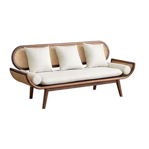 Canapé en teck courbé avec panneaux en rotin tressé à la main - Product Image 1