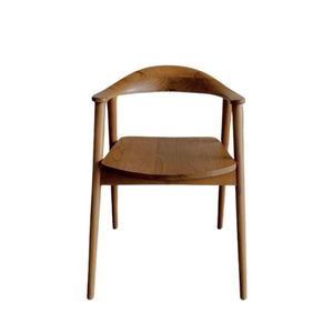 Sillas de exterior hechas de madera de teca con un acabado impecable y suave, con un diseño simple y minimalista. - Product Image 3