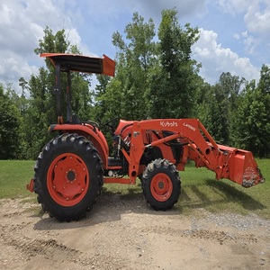 Tracteur Kubota MX5400 robuste offrant de fortes performances sur le terrain, un fonctionnement fluide, une puissance fiable et une utilité excellente - Product Image 2