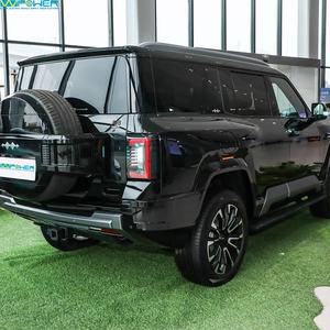 BYD Leopard 8 PHEV 4x4 <span class=keywords><strong>7</strong></span> <span class=keywords><strong>places</strong></span> de luxe d'occasion 2025 – Véhicule tout-terrain de seconde main - Product Image 4