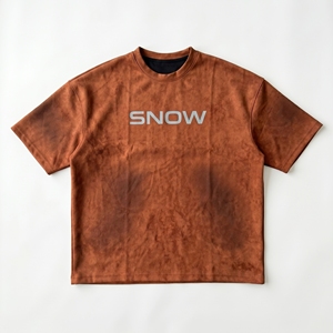 T-shirt à manches courtes pour homme imprimé neige, col rond, en polyester tricoté, décontracté, respirant, coupe classique, logo sur le devant - Product Image 1
