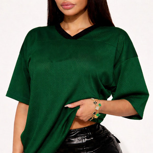 Jersey Deportivo Oversize Verde para Mujer, Estilo Y2K, con Paneles de Malla y Número, Jersey de Fútbol Americano, Venta al Por Mayor - Product Image 1