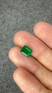 Émeraude naturelle zambienne 1,78 ct, taille octogonale, pierre précieuse verte non montée pour bague sur mesure, pendentif et bijoux de luxe - Product Image 5