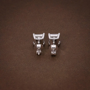 Boucles d'oreilles clous en diamants de laboratoire pour femmes, taille princesse, 2,06 carats au total, diamants certifiés E VVS2, bijoux fins élégants - Product Image 4