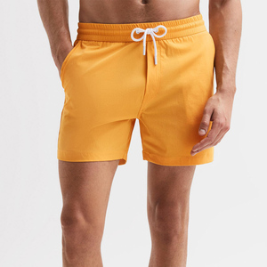 Shorts de bain sur mesure en tissu extensible de haute qualité pour hommes, shorts de plage d'été par Star Crystal Enterprises - Product Image 5